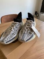 Adidas Yeezy 350 panda maat 41 1/3, Kleding | Heren, Schoenen, Nieuw, Ophalen of Verzenden, Sneakers, Adidas Yeezy