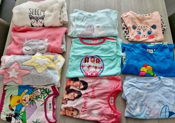 Pyjamapakket meisjes maat 98-104 beschikbaar voor biedingen