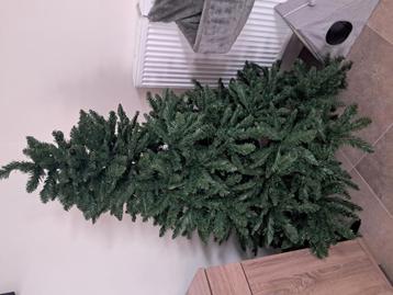 Kunst kerstboom groot  beschikbaar voor biedingen