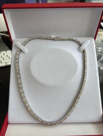 Halsketting met diamanten beschikbaar voor biedingen