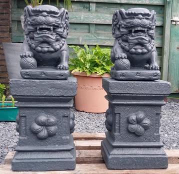 Foo Dogs,Fu Dog,Feng Shui Tempel leeuwen op sokkel,Boeddha  