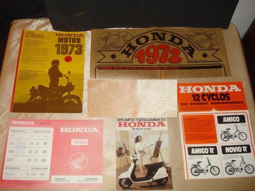 HONDA Lot 1 de 5 Anciennes Brochures et Dépliants Motos, Motos, Modes d'emploi & Notices d'utilisation, Honda, Enlèvement ou Envoi