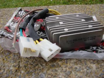 Bmw F 800 GS 08-16 F 650 GS Régulateur de tension Tecnium ne beschikbaar voor biedingen