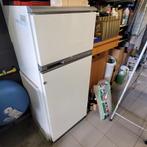 TE KOOP KOELKAST, Elektronische apparatuur, Koelkasten en IJskasten, Ophalen, Gebruikt, Met aparte vriezer, 45 tot 60 cm