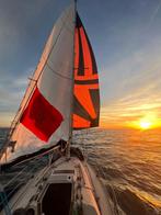 First 30 Beneteau, Watersport en Boten, Kajuitzeilboten en Zeiljachten, Ophalen, Gebruikt, Diesel, Tourjacht of Cruiser