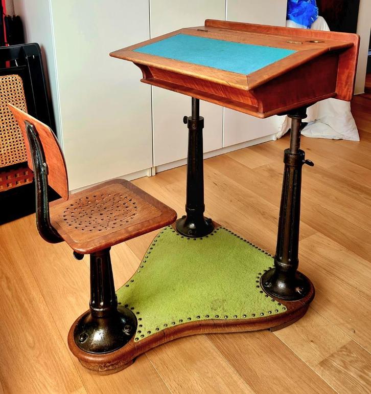 Bureau & siège d’écolier vintage schoolbureau & stoel, Antiek en Kunst, Antiek | Meubels | Tafels, Ophalen
