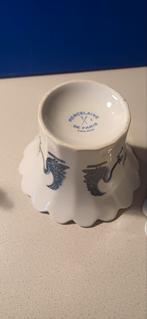 2 potjes porcelaine de paris, Ophalen