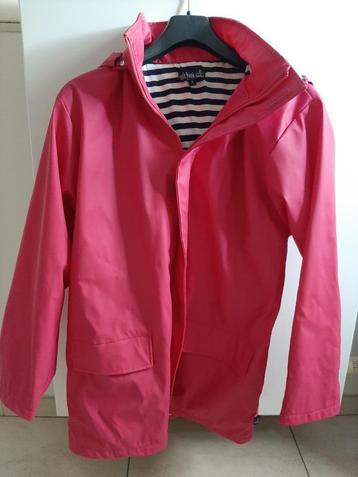 Ciré marin rose à capuche beschikbaar voor biedingen