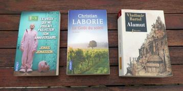 3 superbes romans comme neufs beschikbaar voor biedingen