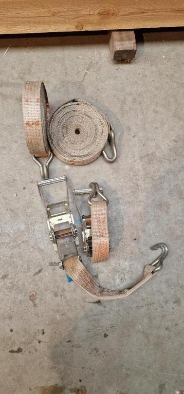 Spanbanden + spanbanden zwaar kaliber beschikbaar voor biedingen