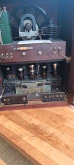 Oude draagbare lampenradio Trialmo, Ophalen