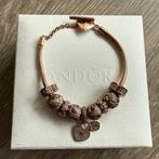 Prachtige rosé Pandora bedels & armband, Ophalen of Verzenden, Zo goed als nieuw, Roze, Met bedels of kralen