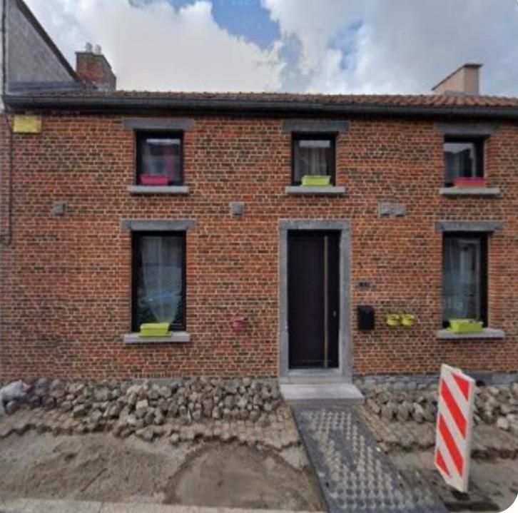 Maison 2 chambres a louer, Immo, Maisons à louer, Charleroi, Maison 2 façades, En direct du propriétaire