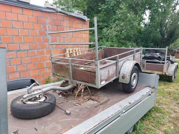 Aanhangwagen voor opmaak, enkel hout nog te vervangen beschikbaar voor biedingen