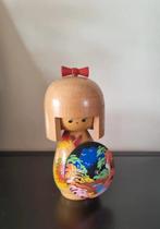 Vrolijke kokeshi uit Tosa (prefectuur Kochi, Japan) uit 1985, Verzenden