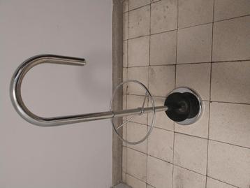 moderne chromé paraplubak beschikbaar voor biedingen