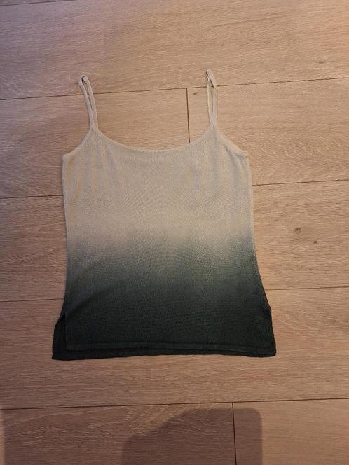 Topje, maat S, kleurovergang van lichtgrijs naar donkergrijs, Kleding | Dames, Topjes, Zo goed als nieuw, Maat 36 (S), Grijs, Zonder mouw