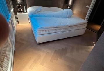Hastens 2000T boxspring kingsize !! beschikbaar voor biedingen