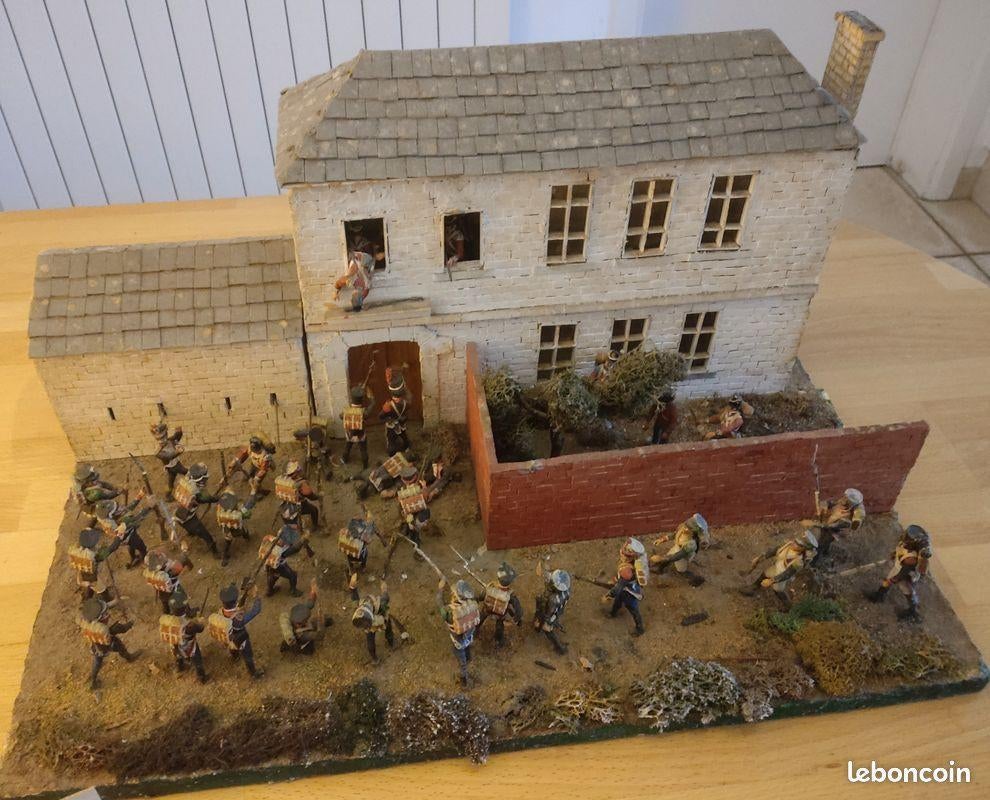 'L'attaque de la Maison du Jardinier' le 18 juin 1815, Hobby & Loisirs créatifs, Modélisme | Figurines & Dioramas, Comme neuf
