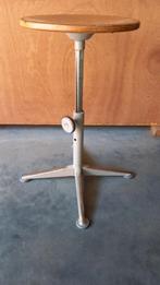 krukje - industrieel  / vintage, Huis en Inrichting, Ophalen, In hoogte verstelbaar, Zo goed als nieuw