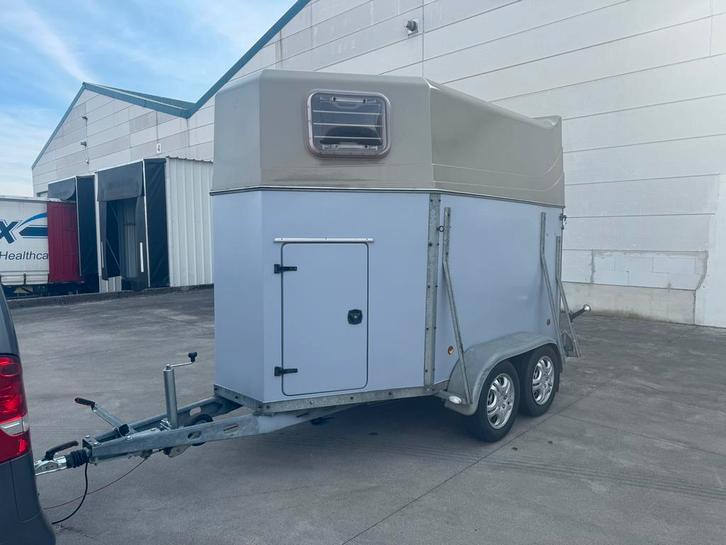 Paardentrailer Christ T2000, Dieren en Toebehoren, Paarden en Pony's | Trailers en Aanhangwagens, Gebruikt, 2-paards trailer, Polyester