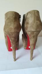 585B* Christian LOUBOUTIN boots authentiques (38)