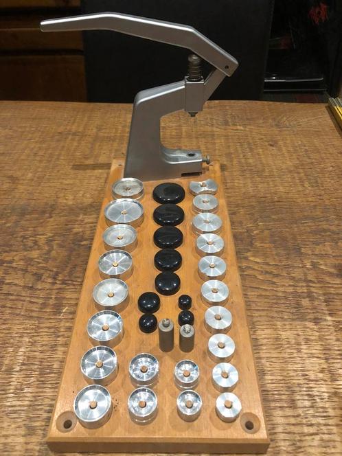 Bergeon 5500 glazenpers 33-d toolset en 70 Kristal glazen, Handtassen en Accessoires, Horloges | Heren, Zo goed als nieuw, Overige merken