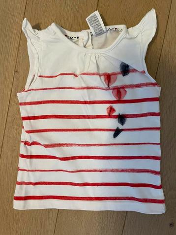 T-shirtje rood wit maat 80