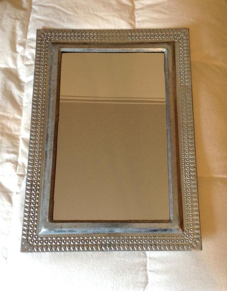 Interieur spiegeltje verzinkte metalen kader, Huis en Inrichting, Woonaccessoires | Spiegels, Zo goed als nieuw, Minder dan 50 cm