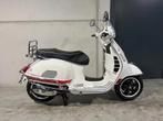 Piaggio Vespa GTS 300 (bj 2012), Motoren, Scooter, 300 cc, Bedrijf, 12 t/m 35 kW