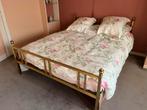 lit double avec cadre doré, Enlèvement, Utilisé
