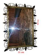 Miroir vintage en fer doré, Maison & Meubles, Rectangulaire, Utilisé, Enlèvement ou Envoi, Moins de 100 cm