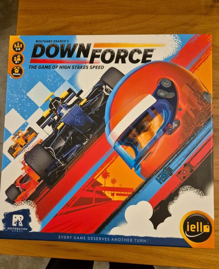 Downforce - jeu de plateau, Hobby & Loisirs créatifs, Jeux de société | Jeux de plateau, Comme neuf, Cinq joueurs ou plus, Enlèvement ou Envoi