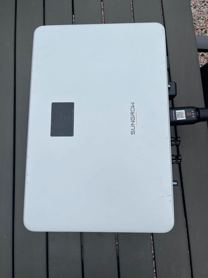Sungrow SG4.0RS, Doe-het-zelf en Bouw, Zonnepanelen en Toebehoren, Zo goed als nieuw, Ophalen