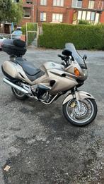 Deauville 650, Motoren, Motoren | Honda, Cardan-aandrijving, 2 cilinders, Particulier, Meer dan 35 kW