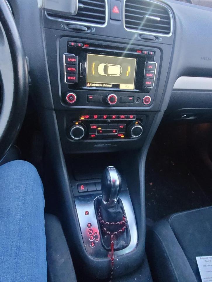 Golf 6 TDI 2012 Automatique, Autos, Volkswagen, Particulier, Golf, Diesel, Euro 5, Berline, 5 portes, Automatique, Noir, Gris