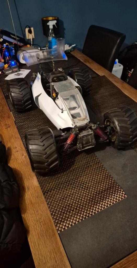 Gezocht met werk eraan fg baja sportline 4x4, Hobby en Vrije tijd, Modelbouw | Radiografisch | Auto's, Zo goed als nieuw, Ophalen