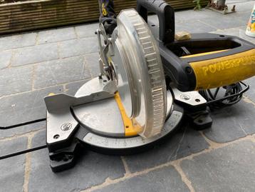Scie circulaire powerplus x07554 beschikbaar voor biedingen