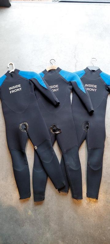 Surfpakken wetsuits verschillende maten beschikbaar voor biedingen