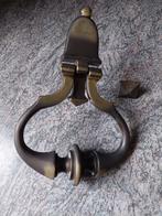 Bronzen deurklopper, Ophalen, Brons