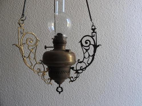 ANTIEKE PETROLEUMLAMP, Antiek en Kunst, Antiek | Verlichting, Ophalen