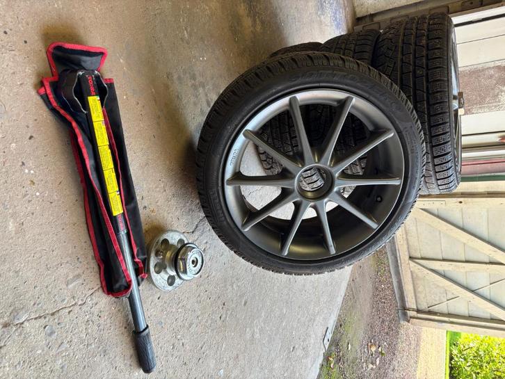 Toora centerlock velgen 17inch, Autos : Pièces & Accessoires, Pneus & Jantes, Jante(s), Pneus hiver, 17 pouces, 245 mm, Utilisé