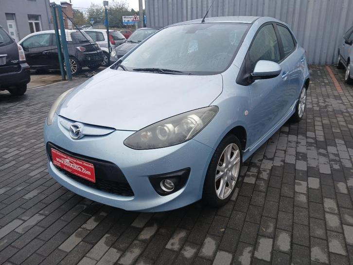 mazda 2, Auto's, Mazda, Bedrijf, ABS, Adaptieve lichten, Airbags, Airconditioning, Alarm, Bluetooth, Bochtverlichting, Boordcomputer