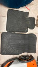 Tapis caoutchouc bmw serie 1, Enlèvement, Utilisé