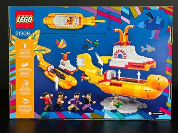 LEGO Ideas 21306 Le sous-marin jaune des Beatles beschikbaar voor biedingen