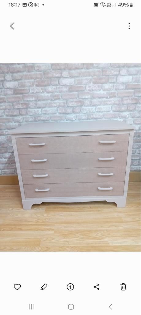 Stijlvol dressoir met 4 laden, Huis en Inrichting, Woonaccessoires | Overige, Zo goed als nieuw, Ophalen