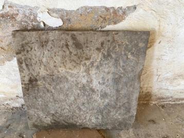 Ruwe graniet  beschikbaar voor biedingen