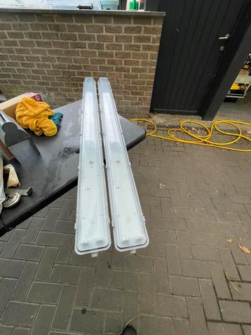 2 x dubbele Ledarmaturen 150cm beschikbaar voor biedingen