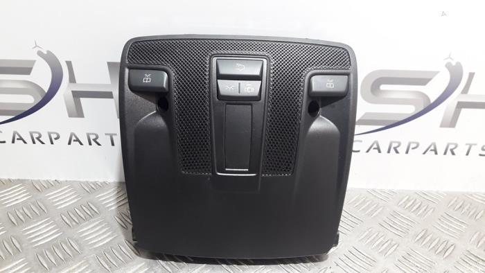 Eclairage intérieur avant d'un Mercedes A-Klasse, Autos : Pièces & Accessoires, Éclairage, Mercedes-Benz, Utilisé, 3 mois de garantie