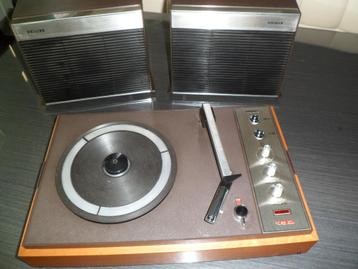 Tourne-disque portable Philips avec haut-parleurs Norma 732